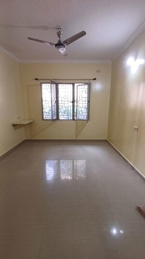 Room in 2 BHK Apartment at Naiknavare Mystique Mood, Viman Nagar – for Rent