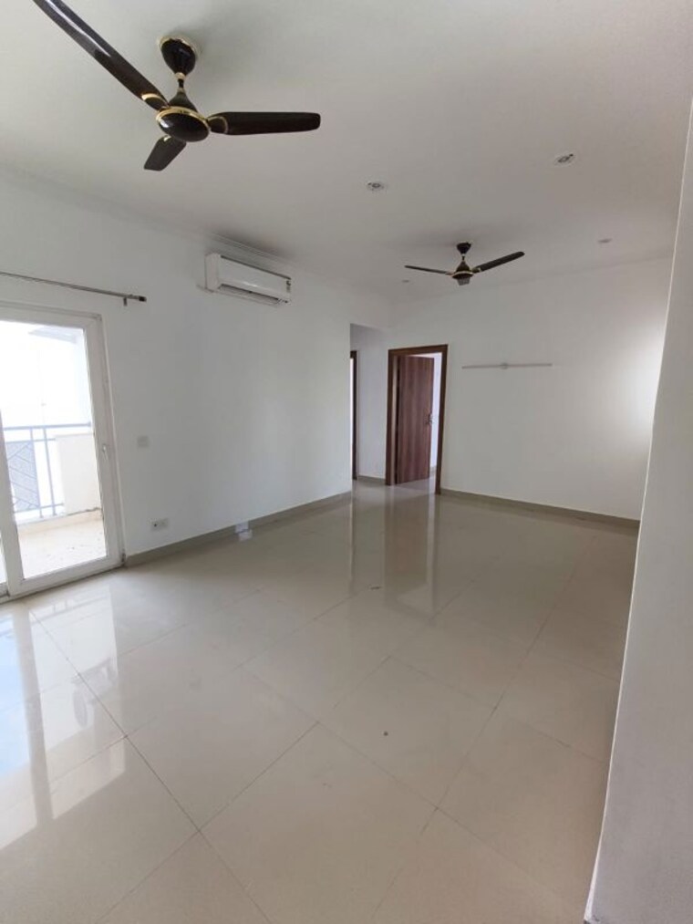 Room, central-park-lake-front-towers 3 Bedroom 1789 Sq.Ft. Apartment In Sohna Sector 33 Gurgaon 10316323