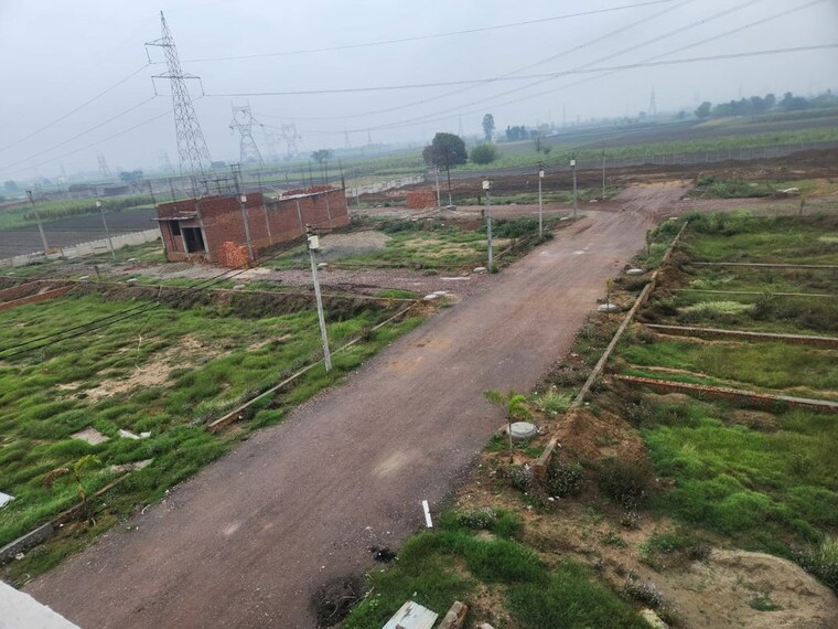 undefined, daurala  152 Sq.Yd. Plot In Daurala Meerut 10316307