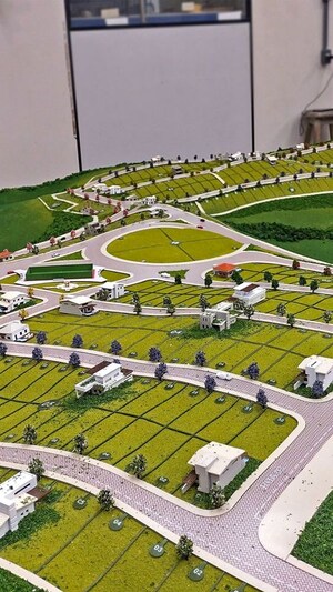   Plot at Lingapura – for Sale