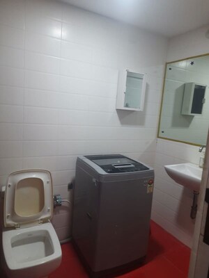 Team Area in 3 BHK Apartment at Moroccan Cooperative Housing Society, Goregaon East – for Rent