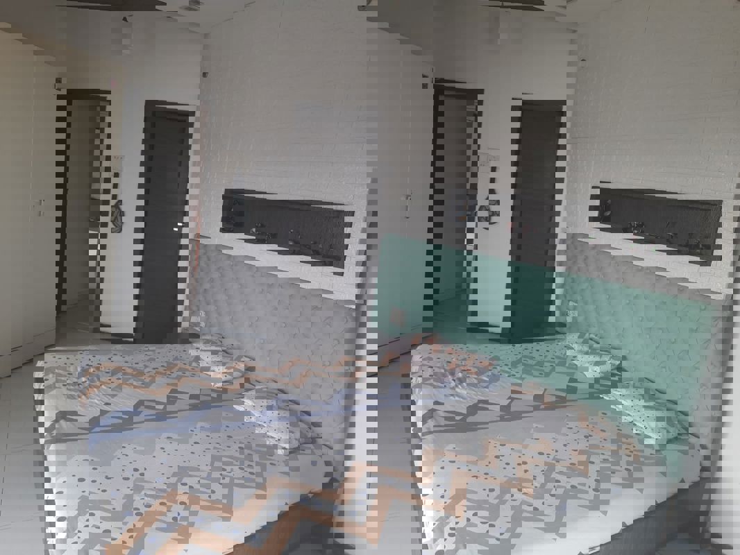 3 BHK + Pooja Room,Extra Room,Store Room 1860 Sq.Ft. Apartment in Moroccan Cooperative Housing Society