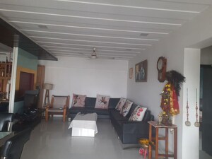 Living Room in 3 BHK Apartment at Moroccan Cooperative Housing Society, Goregaon East – for Rent
