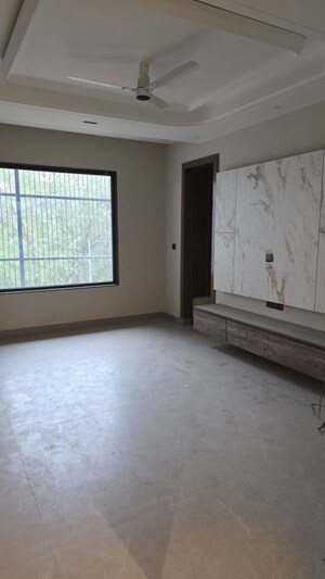 Room in 3 BHK Apartment at Adore Prima, Sector 72 – for Sale