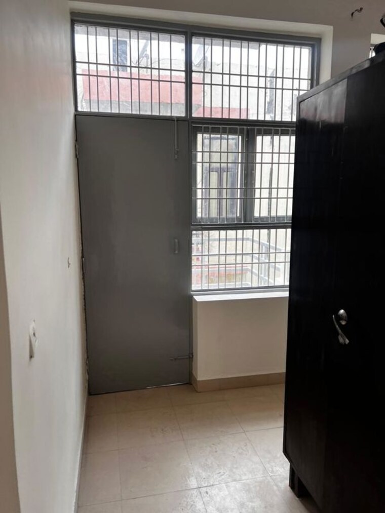 Room, srs-pearl-floors 2 Bedroom 1290 Sq.Ft. Apartment In Sector 88 Faridabad 10316426