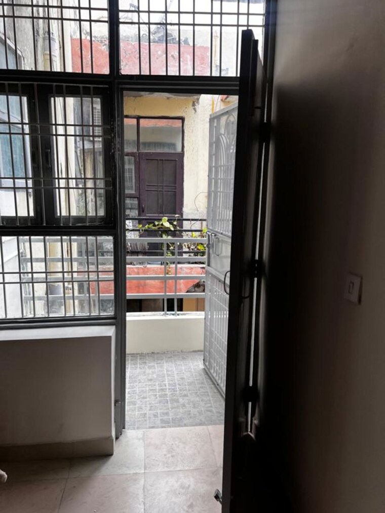 Room, srs-pearl-floors 2 Bedroom 1290 Sq.Ft. Apartment In Sector 88 Faridabad 10316426