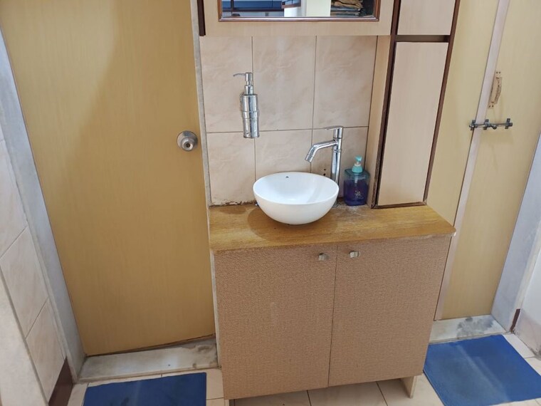 Bathroom, mira nagar 1 Bedroom 410 Sq.Ft. Apartment In Mira Nagar Mumbai 10316431