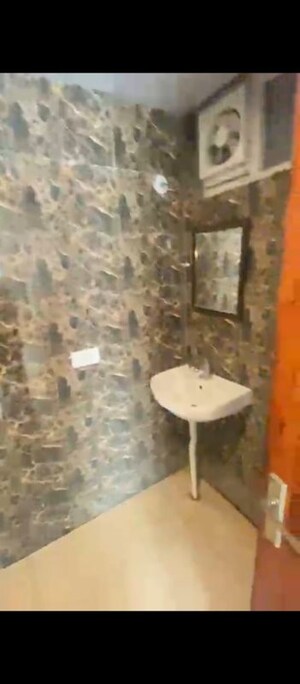 Bathroom in 2 BHK Builder Floor at Amolik Residency, Sector 86 – for Rent
