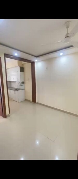 Room in 2 BHK Builder Floor at Amolik Residency, Sector 86 – for Rent