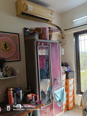   Pg at Iit Area – for Rent