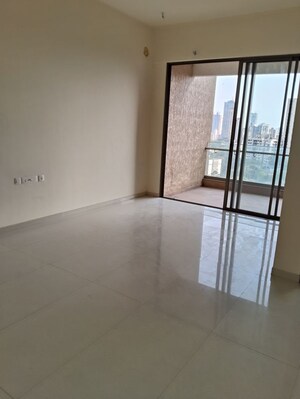 Room in 2 BHK Apartment at Prestige Siesta, Mulund West – for Sale