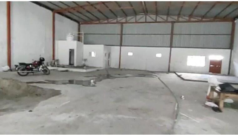 Bathroom, sector 63 Commercial Warehouse 4000 Sq.Ft. In Sector 63 Noida 10316414