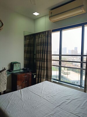 Room in 2 BHK Apartment at Ashok Gardens, Sewri – for Rent