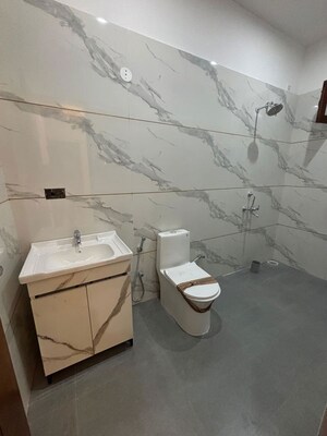 Bathroom in 4 BHK Villa at Canal Road – for Sale