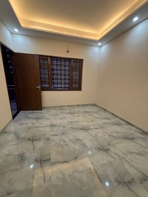 Room in 4 BHK Villa at Canal Road – for Sale