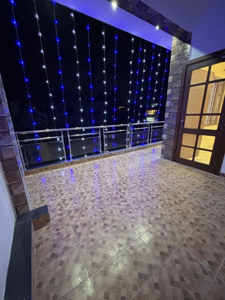 Balcony, canal road 4 Bedroom 158 Sq.Yd. Villa In Canal Road Dehradun 10316473