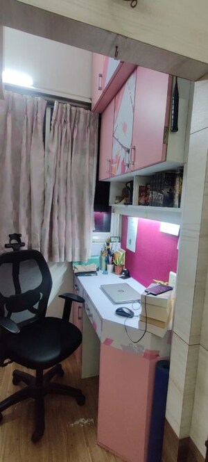 Study Room in 2 BHK Apartment at Aayush Gulmohar, Chembur – for Rent