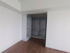 Room in 4 BHK Apartment at Godrej Air Sector 85, Sector 85 – for Rent