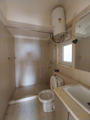 Bathroom in 3 BHK Apartment at DLF The Skycourt, Sector 86 – for Sale