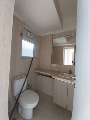 Bathroom in 3 BHK Apartment at DLF The Skycourt, Sector 86 – for Sale