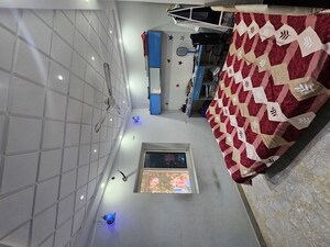 Room in 6+ BHK Independent House at Karolbagh Apartments, Mehdipatnam – for Sale