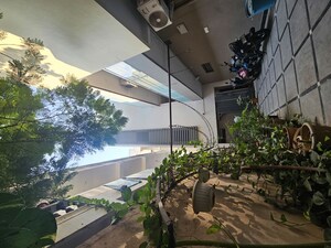 Parking in 6+ BHK Independent House at Karolbagh Apartments, Mehdipatnam – for Sale