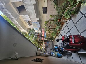 Parking in 6+ BHK Independent House at Karolbagh Apartments, Mehdipatnam – for Sale
