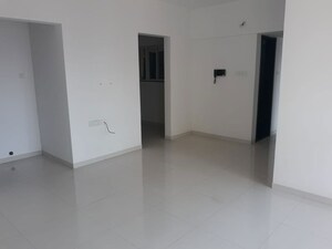 Room in 2 BHK Apartment at Legacy Aqua Mist, Ravet – for Rent