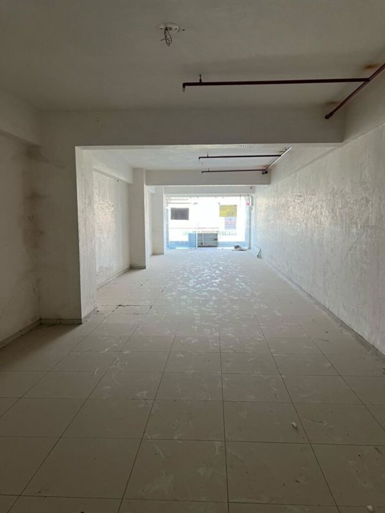 undefined, science city Commercial Showroom 1940 Sq.Ft. In Science City Ahmedabad 10316608