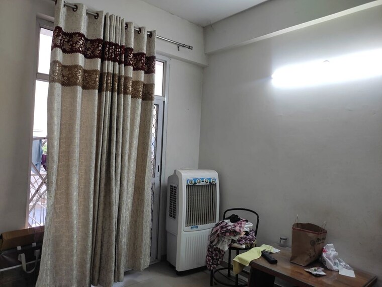 Living Room, mahagun-mywoods-ii 3 Bedroom 1520 Sq.Ft. Apartment In Sector 16c Greater Noida Greater Noida 10316677