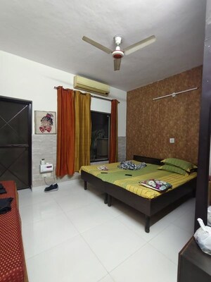 Bedroom in 2 BHK Builder Floor at Mohyal Colony – for Rent