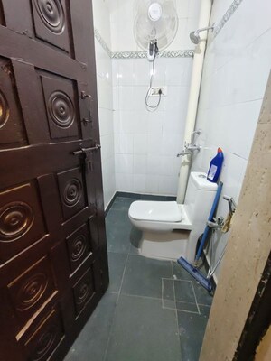 2 BHK Builder Floor For Rent in Mohyal Colony