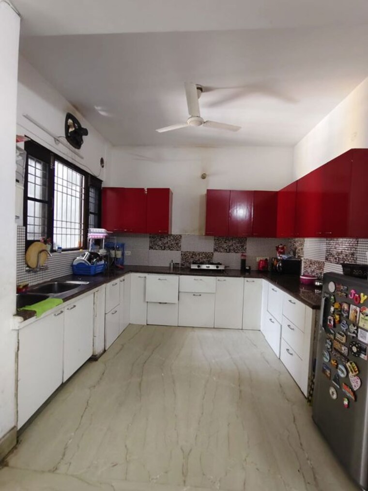 Kitchen, mohyal colony 2 Bedroom 200 Sq.Ft. Builder Floor In Mohyal Colony Gurgaon 10316674