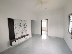 Room in 1 BHK Builder Floor at Hsr Layout Sector 2 – for Rent