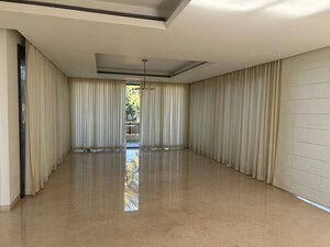 Room in 5 BHK Villa at Prestige Golfshire, Nandi Hills – for Rent