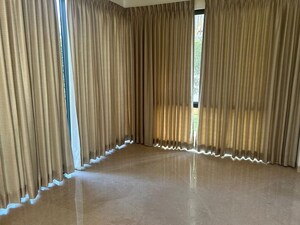 Room in 5 BHK Villa at Prestige Golfshire, Nandi Hills – for Rent