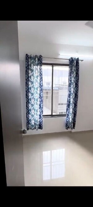 Room in 2 BHK Apartment at Tulip Infinity World, Punawale – for Rent