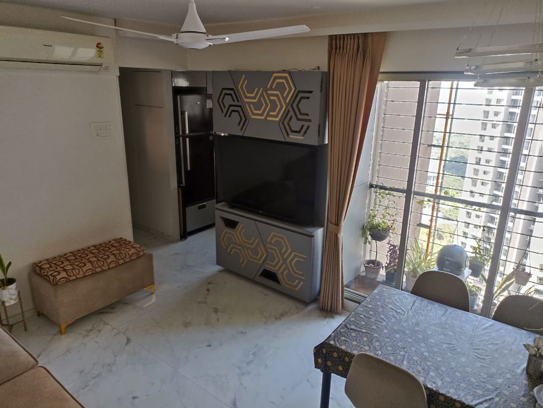 2 BHK + Pooja Room Apartment For Sale in Runwal Eirene