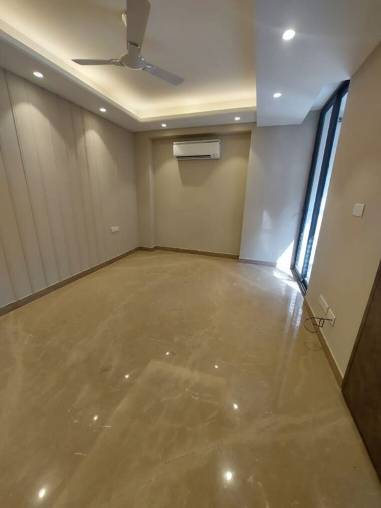 Tv Room, mahindra-aura-phase-iii 2.5 Bedroom 1600 Sq.Ft. Apartment In Sector 110a Gurgaon 10316634