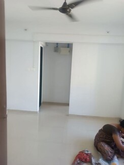 1 BHK + Pooja Room Apartment For Rent in Highland Pearl