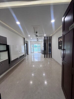 Room in 3 BHK Apartment at Prestige Ivy Leagu, Kondapur – for Rent