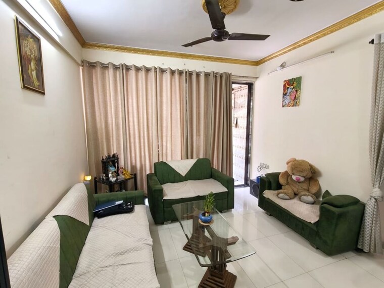 Living Room, naupada 2 Bedroom 700 Sq.Ft. Apartment In Naupada Thane 10316740