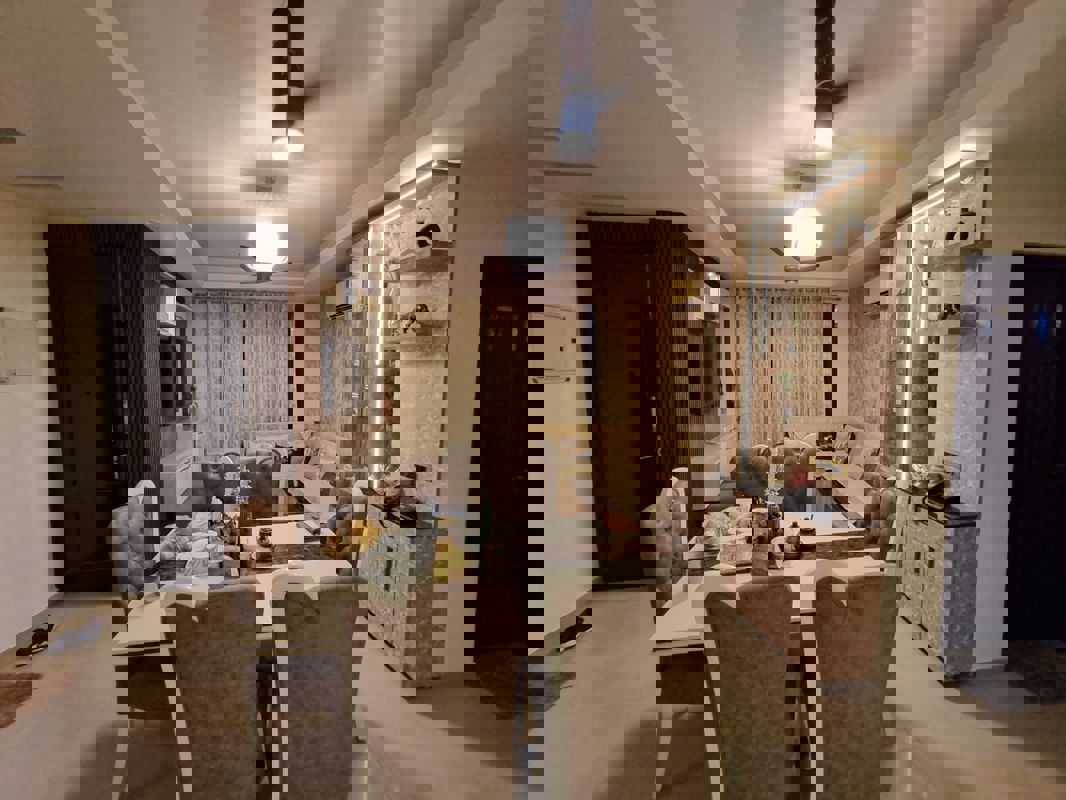 4 BHK + Pooja Room,Study Room,Extra Room,Basement,Store Room 2500 Sq.Yd. Builder Floor in BPTP District 3