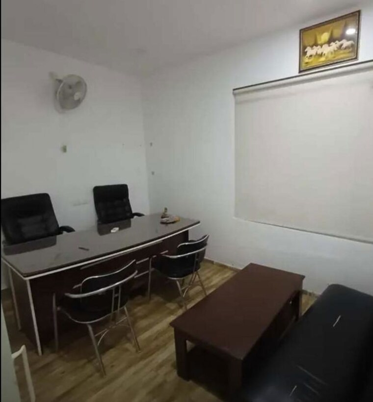 Team Area, motia-citi-royal-business-park Commercial Office Space 445 Sq.Ft. In Ambala Highway Zirakpur 10316811