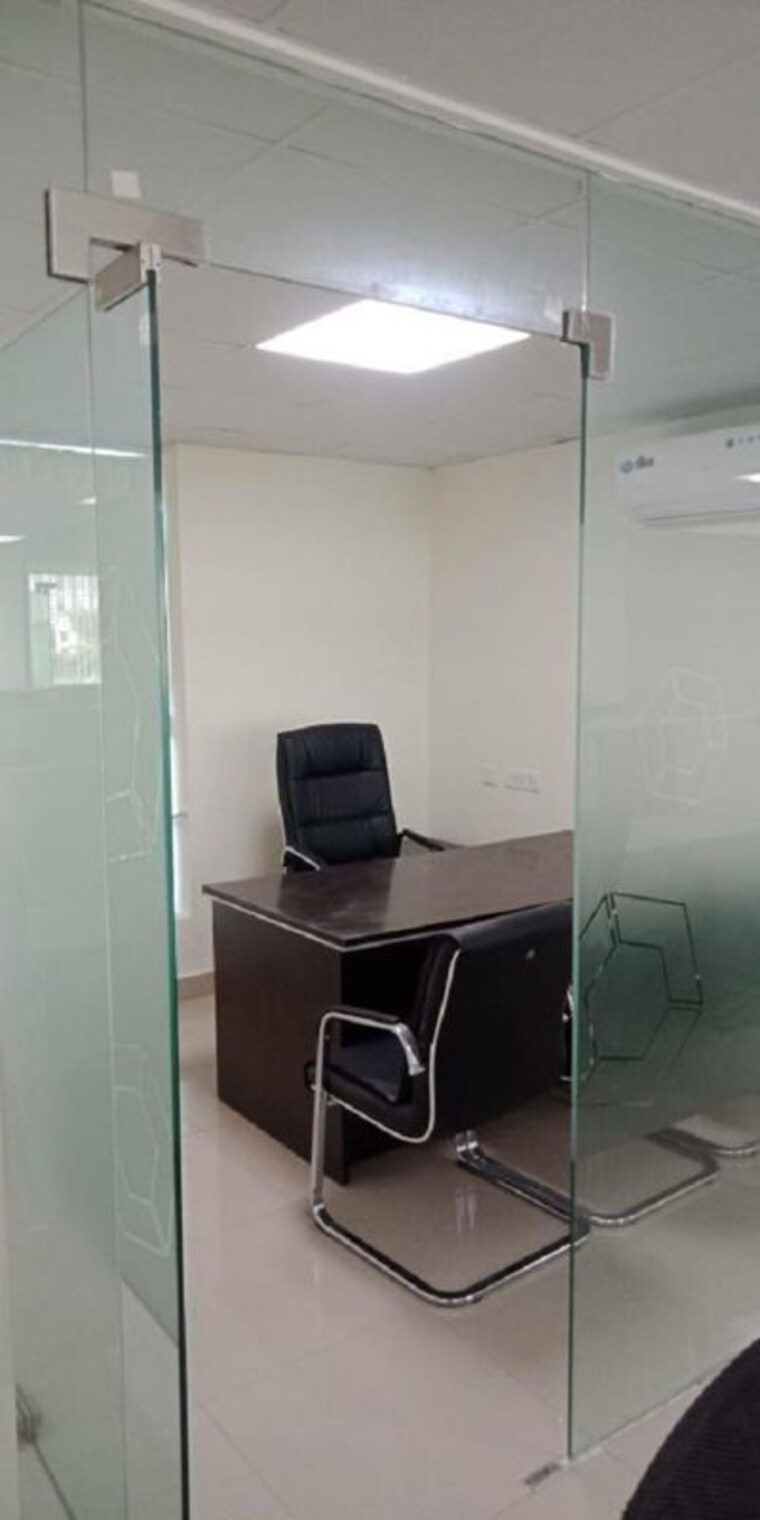 undefined, vijay nagar Commercial Office Space 1110 Sq.Ft. In Vijay Nagar Indore 10316826