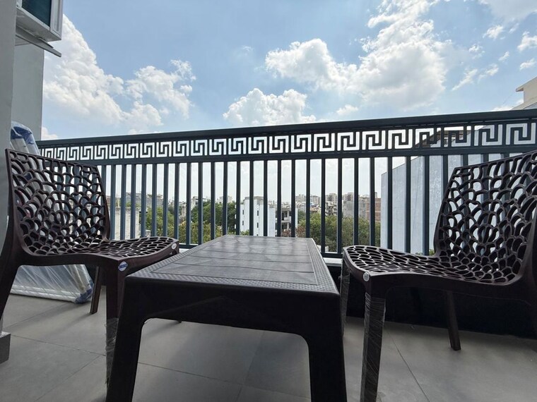 Balcony, adhunik-society  250 Sq.Ft. Builder Floor In Sector 52 Gurgaon 10316793