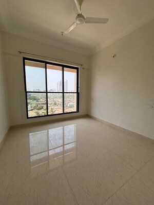 2 BHK Apartment For Rent in K Raheja Raheja Residency, Malad East
