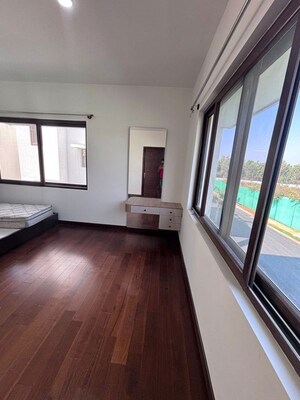 Room in 4 BHK Villa at Adarsh Palm Acres, Huttanahalli – for Rent