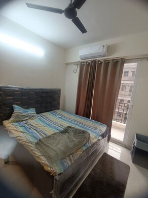 Bedroom in 2 BHK Apartment at Signature Global Prime, Sector 63a – for Rent
