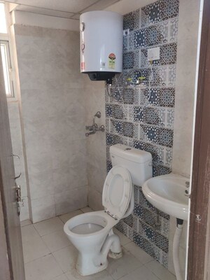 Bathroom in 3.5 BHK Builder Floor at M3M Soulitude, Sector 89 – for Rent